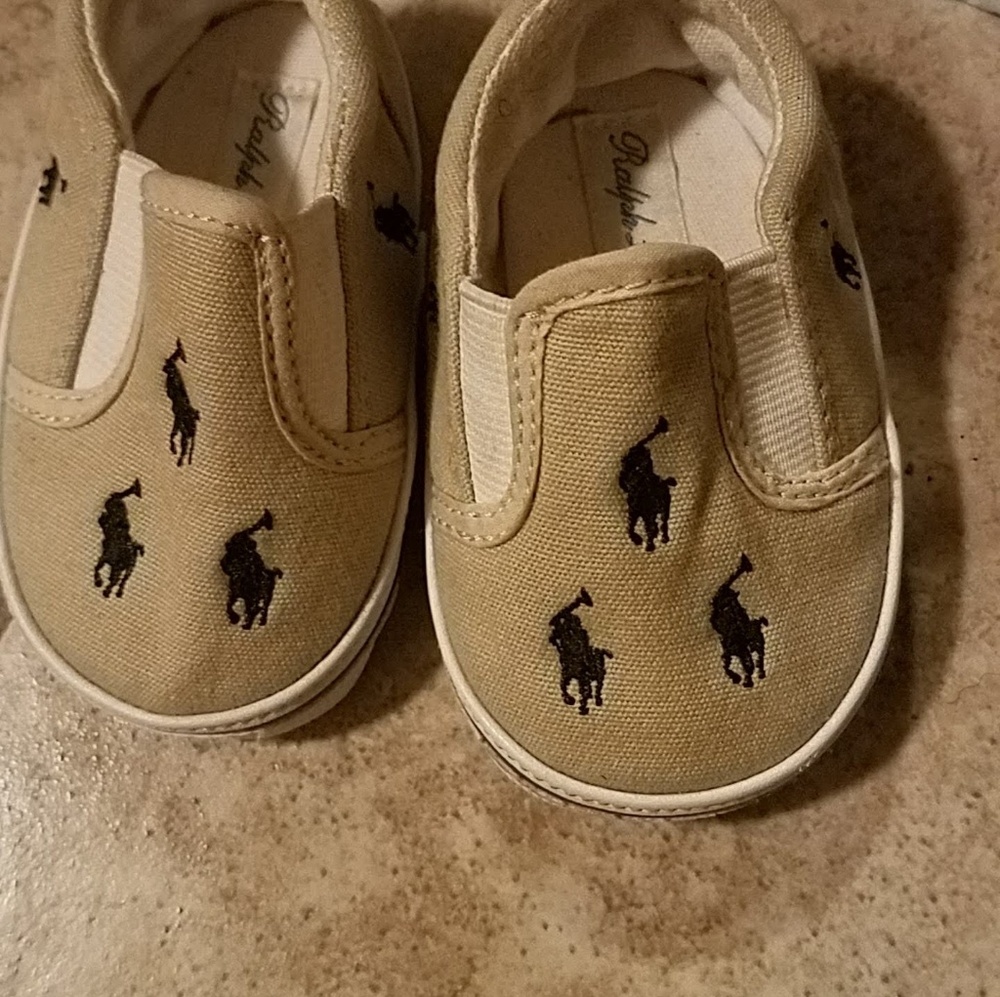 Infant polo shoes